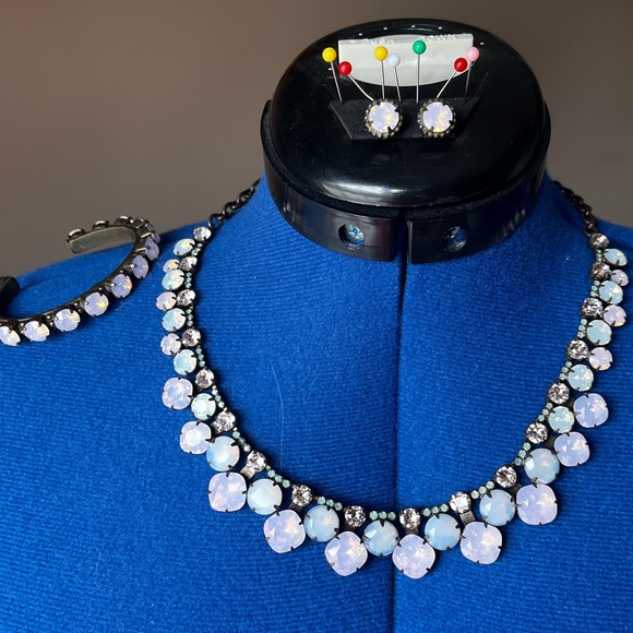 SOLD Light pink Sorrelli Set - Picture 1 of 12